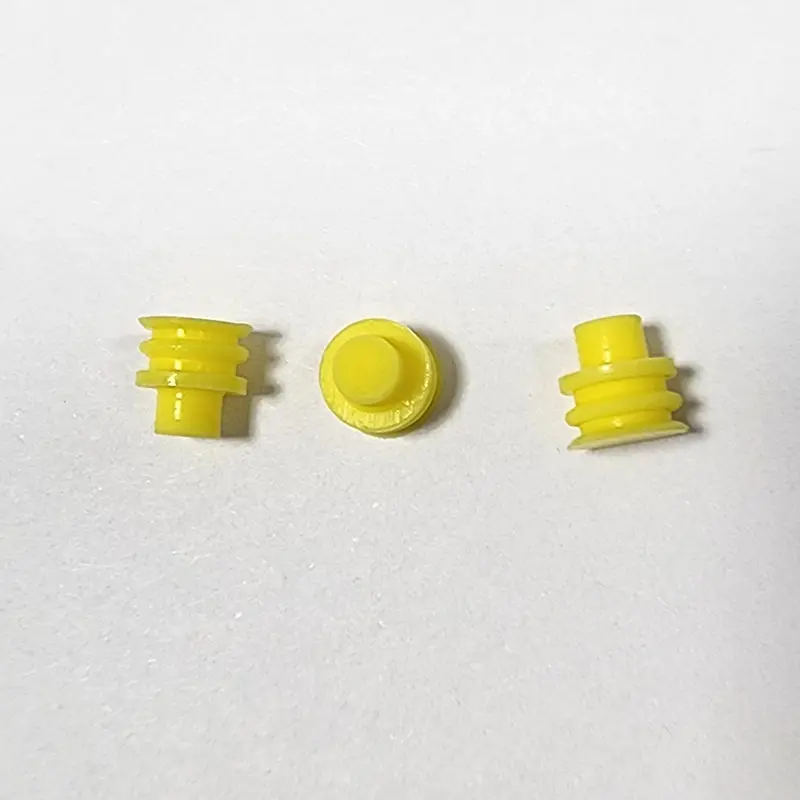 6 mm geltonas vandeniui atsparių jungčių kištukas